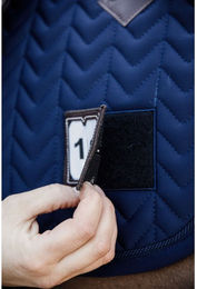 Produktbild von Kentucky Horsewear Fishbone Competition Schabracke