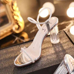 Produktbild von Kristall Sandalen Frauen Tragen Transparent Französisch Ein-Wort Sandalen Fee Stil High Heels Dicke Absätze Sommer 40 silber