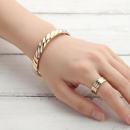 Produktbild von Kupferschmuck Armband & Ring Set mit Magneten dreifarbig