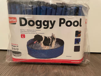 Karlie Doggy Pool Hundepool Größe L Blau Waterproof 160cm x 30cm – Bild 1 von 8