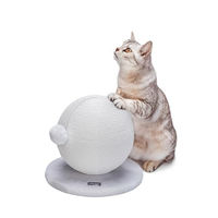 Produktbild von Karlie Kratzball Bolly Kratzbaum aus Papier Weiß 30,5 x 30,5 x 28 cm