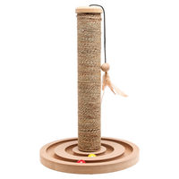 Produktbild von Karlie Kratzbaum Brigitte aus Seegras mit Spielzeug beige 44cm