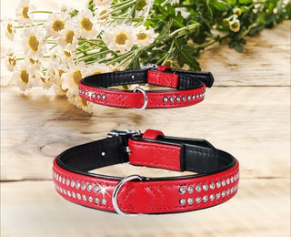 Karlie Monte Carlo Hundehalsband aus Kunstleder mit Strass in Rot Grösse M 42cm – Bild 1 von 3