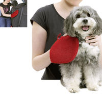 Produktbild von Karlie Perfect Care Brush & Clean Pflegehandschuh zur Entfernung von Tierhaaren und Staub