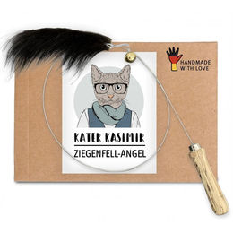 Kater Kasimir Katzenangel aus Holz mit echtem Ziegenfell in Braun – Bild 1 von 4