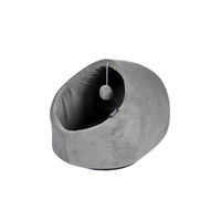 Produktbild von Katzenhöhle aus Polyester in Grau als Schlaf- und Spielhöhle für Katzen