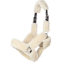 Produktbild von Kavalkade Reisehalfter für Pferde mit Teddyfleece in Schwarz oder Beige
