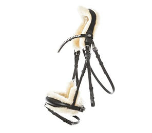 Produktbild von Kavalkade Trense JOYCE mit Lammfell in Schwarz