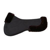 Produktbild von Kentucky Anatomisches Lammfell-Sattelpad mit Memory Foam Braun Schwarz für Warmblut