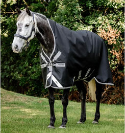 Kentucky Horsewear Amigo Bravo 12 Wug Outdoor-Pferdedecke Medium Schwarz/Grau mit 250g Füllung - 250 g – Bild 1 von 6