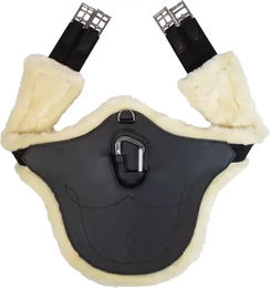 Kentucky Horsewear Anatomischer Stollengurt aus Kunstleder mit Lammfell in Schwarz – Bild 1 von 2