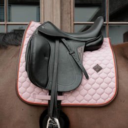 Kentucky Horsewear Dressur-Schabracke Onion Quilt Neon in Lila und Rosa – Bild 1 von 6