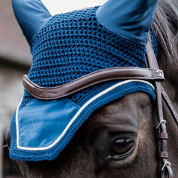 Kentucky Horsewear Fliegenmütze Wellington Basic Velvet Blau für Pferde – Bild 1 von 6