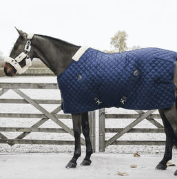 Kentucky Horsewear Marine Stalldecke für Pferde mit 200g Füllung Blau Grösse 165 - 200 g – Bild 1 von 7