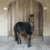 Produktbild von Kentucky Horsewear Pferdedecke Fake Fur Stalldecke aus Kunstpelz Grau 140 cm