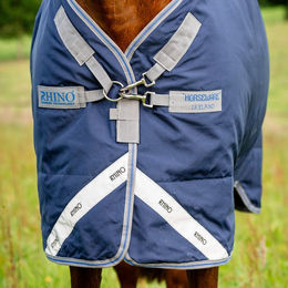 Produktbild von Kentucky Horsewear Rhino Plus Turnout Pferdedecke aus Polyester in Blau oder Grau - 100 g