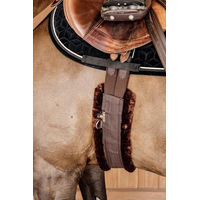 Produktbild von Kentucky Horsewear Sattelgurt aus Lammfell Braun 115 cm