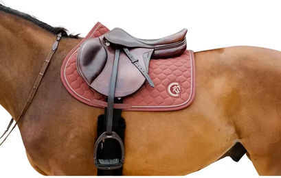 Kentucky Horsewear Schabracke Onion Quilt mit 3D Logo für Pferde in Fuchsia/Rosa – Bild 1 von 8