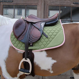 Kentucky Horsewear Schabracke Softshell Onion Quilt für Warmblut in Khaki Rosa Grün – Bild 1 von 6