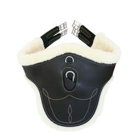 Produktbild von Kentucky Horsewear Stollengurt mit Lammfellimitat aus Kunstleder Schwarz 120 cm