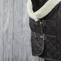 Produktbild von Kentucky Horsewear Turnierdecke für Pferde Braun 160g aus Polyester