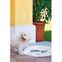Produktbild von Kerbl Doppelnapf Futterstation aus Kunststoff für Hunde und Katzen in Blau und Weiß