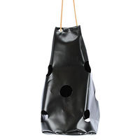 Produktbild von Kerbl HayBag Small Heusack aus Kunststoff in Schwarz mit 12 Fressöffnungen