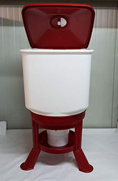 Kerbl Hobbyfarming Geflügeltränke Kubic aus Kunststoff für Hühner 50l – Bild 1 von 4