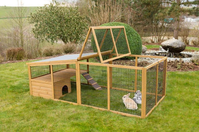 Kerbl Pet Freilaufgehege für Kaninchen aus Holz mit Ausbruchsperre und Überdachung 220x115x75cm wasserabweisend – Bild 1 von 13