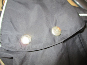 Kerbl Pet Regenmantel Manchester Hundejacke Schwarz XS mit Beinschutz aus Polyester - 1 Stk. – Bild 1 von 5