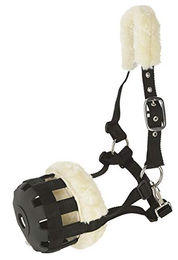 Kerbl Pony Maulkorb aus Teddyfleece Schwarz Fressbremse – Bild 1 von 6