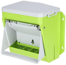 Kerbl SmartCoop Futterautomat für Hühner mit Schutzklappe und Trittsystem aus Kunststoff in Grün - 7,5 kg – Bild 1 von 4