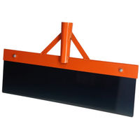 Produktbild von Kerbl Stoßscharre aus Federstahl 50 cm Schwarz