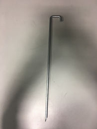 Kerbl Verankerung für Heuglocke und Boden aus Kunststoff in Schwarz und Silber – Bild 1 von 2