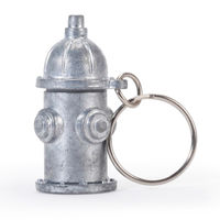 Produktbild von Kikkerland Wasserhydrant Anhänger aus Metall mit Zettelfach für Hundehalsbänder in Silber/Grau
