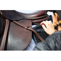 Produktbild von Kingsland Classic Wool Evolution Ausreitdecke für Pferde in Blau oder Schwarz