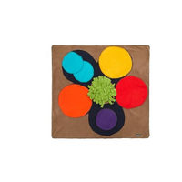 Produktbild von Knauders Best Sniffpad Flower Schnüffelrasen Intelligenzspielzeug für Hunde aus Fleece in Bunt