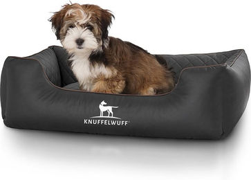 Knuffelwuff Hundebett Milan aus laser-gestepptem Kunstleder Schwarz S 70 x 50cm – Bild 1 von 6