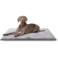 Produktbild von Knuffelwuff Hundematte Sunport aus Plüsch Grau