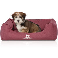 Produktbild von Knuffelwuff Orthopädisches Hundebett Malou aus Velours in Rot mit abnehmbarem Bezug für alle Altersstufen Größe L 85 x 63cm