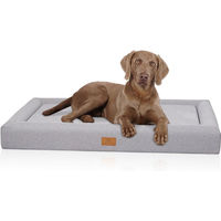 Produktbild von Knuffelwuff orthopädisches Hundebett Tiva XXL 120 x 80cm Hellgrau mit Memory Foam und Easy Clean Stoff