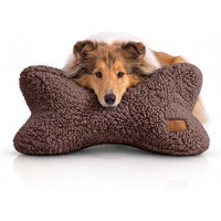 Produktbild von Knuffelwuff Schlafknochen Koda Hundespielzeug aus Teddy Material Braun