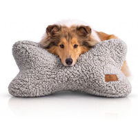 Produktbild von Knuffelwuff Schlafknochen Koda Hundespielzeug aus Teddy Material Grau