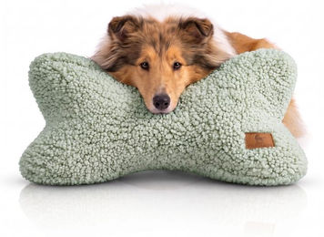 Knuffelwuff Schlafknochen Koda Hundespielzeug aus Teddy Material Khaki – Bild 1 von 1