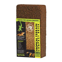 Produktbild von Komodo Tropical Terrain Compact Brick Natürliches Substrat für Reptilien Wald und Regenwald Lebensräume Braun 64g