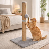 Produktbild von Kratzbaum mit Sisal-Kratzbrett, Basisplatte und hängendem Ball, 70 cm