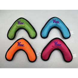 Produktbild von KW Hundespielzeug Boomerang aus Nylon in Bunt 24 x 15 cm Wurfspielzeug zum Apportieren - 1 Stk.