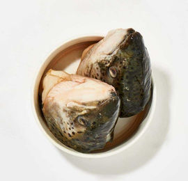 Lachsköpfe im Ganzen – Bild 1 von 2