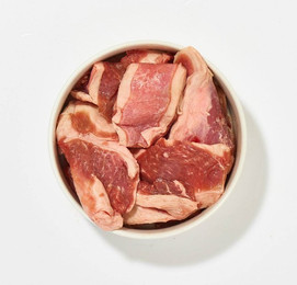 Produktbild von Lammbauchlappen mit Fett gewürfelt - 1000 g