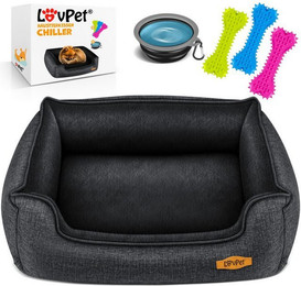 Produktbild von Lovpet® Hundebett Chiller mit Napf und 3 Kauknochen